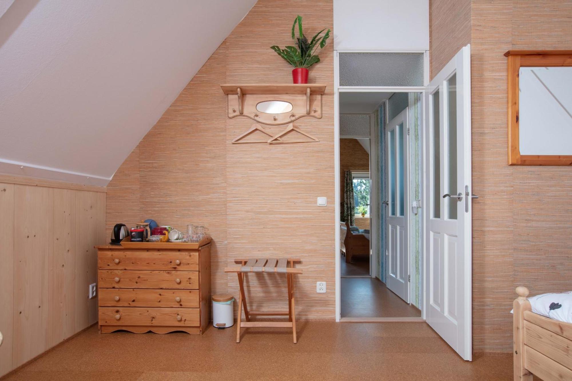 Vegan B&B De Groene Mus Wervershoof Esterno foto